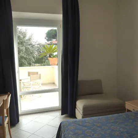 Villa Costanza Boutique Hotel 4*