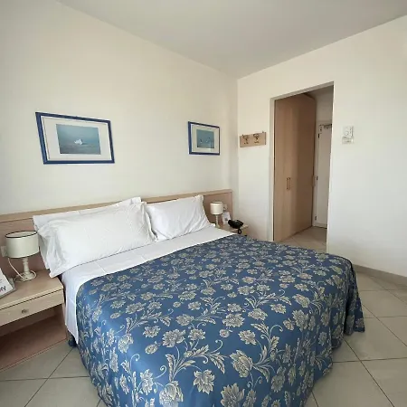 Nautilus 3* Форте-дей-Мармі