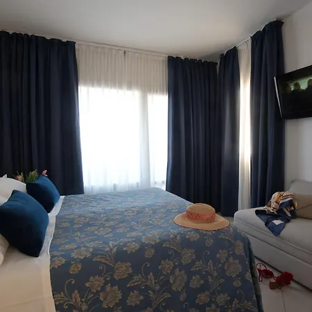 Villa Costanza Boutique Hotel