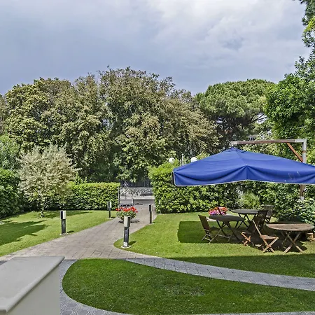 Villa Costanza Boutique Hotel