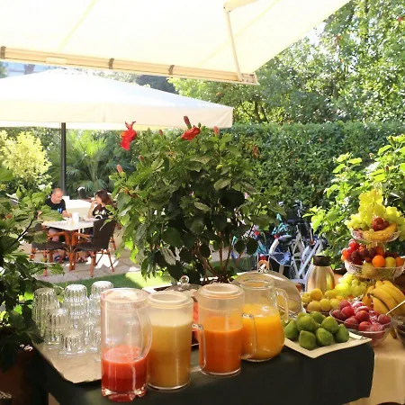 Villa Costanza Boutique Hotel Hotel 4*