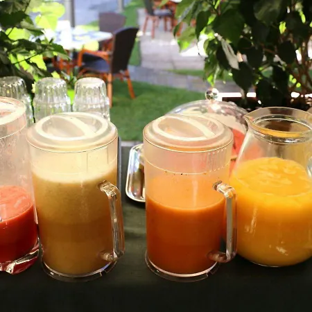 Nautilus Готель